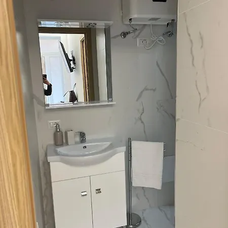 Apt. N. 5 דירה
